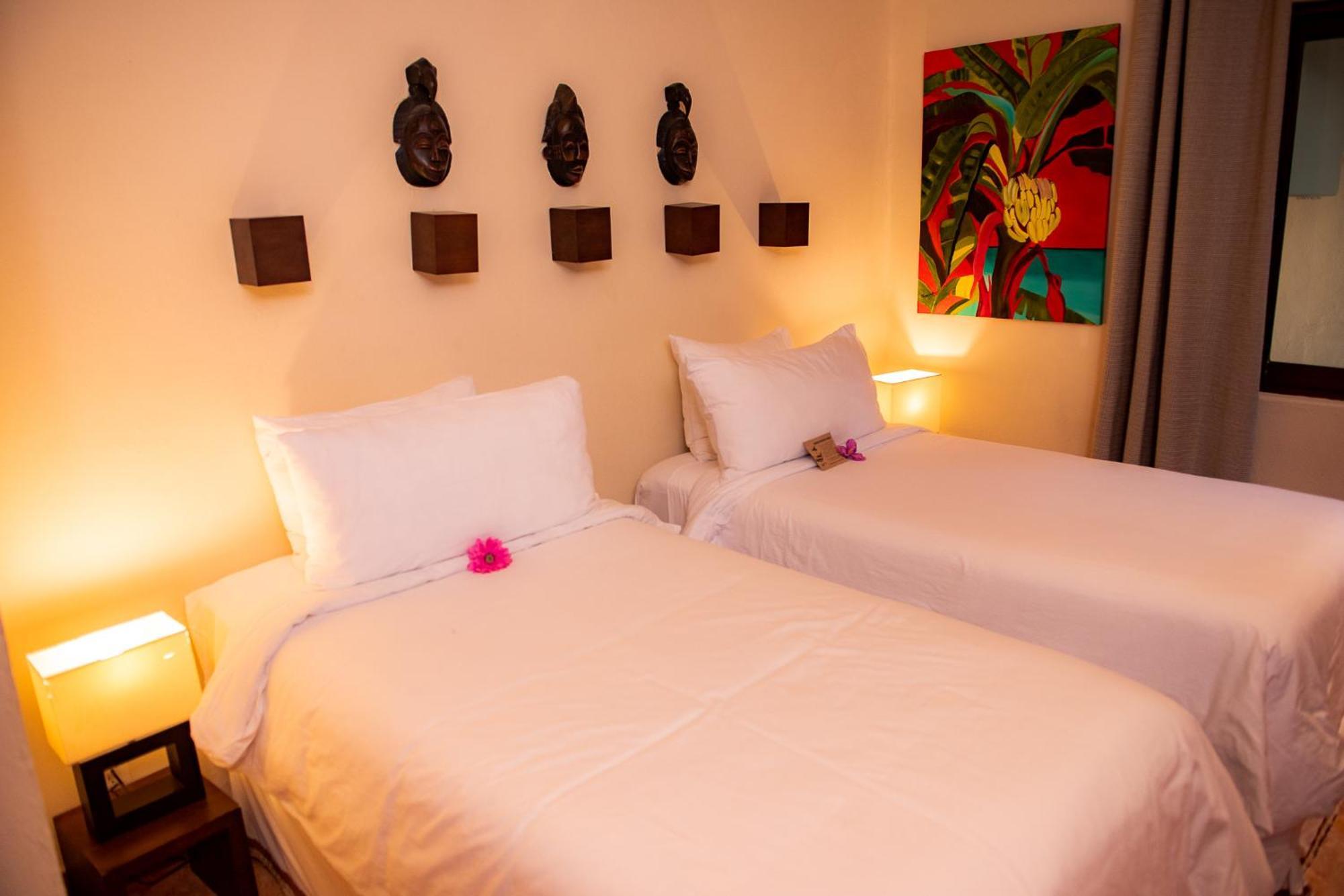 Porto Playa Condo Hotel And Beach Club Playa del Carmen Exterior photo